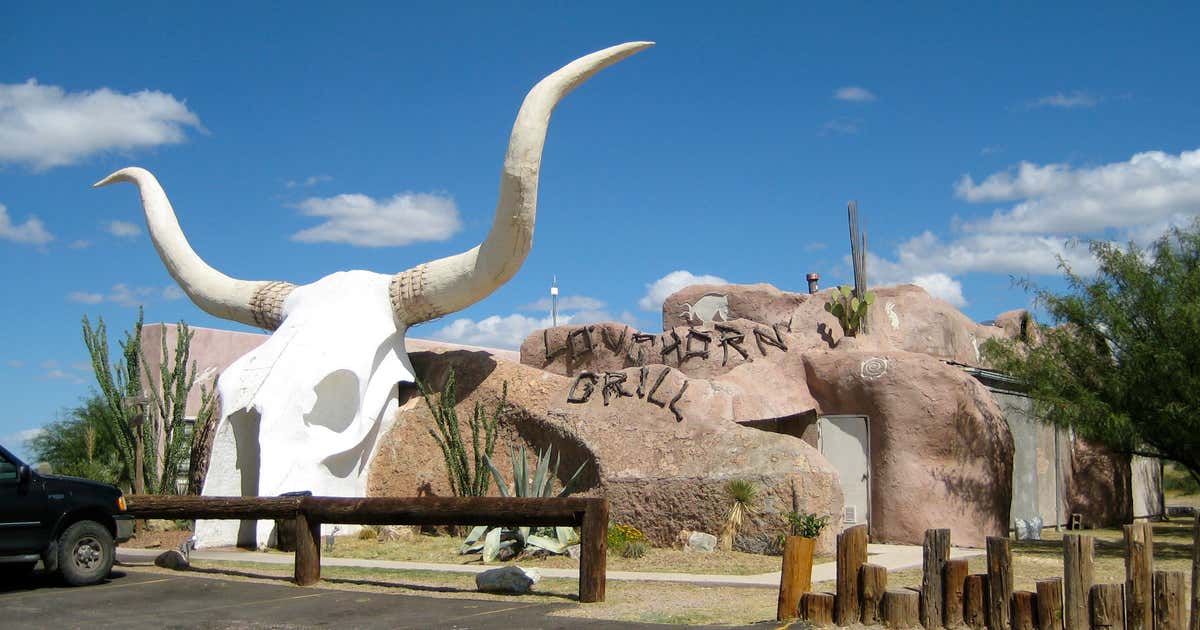 Longhorn Bar & Grill, Amado Roadtrippers