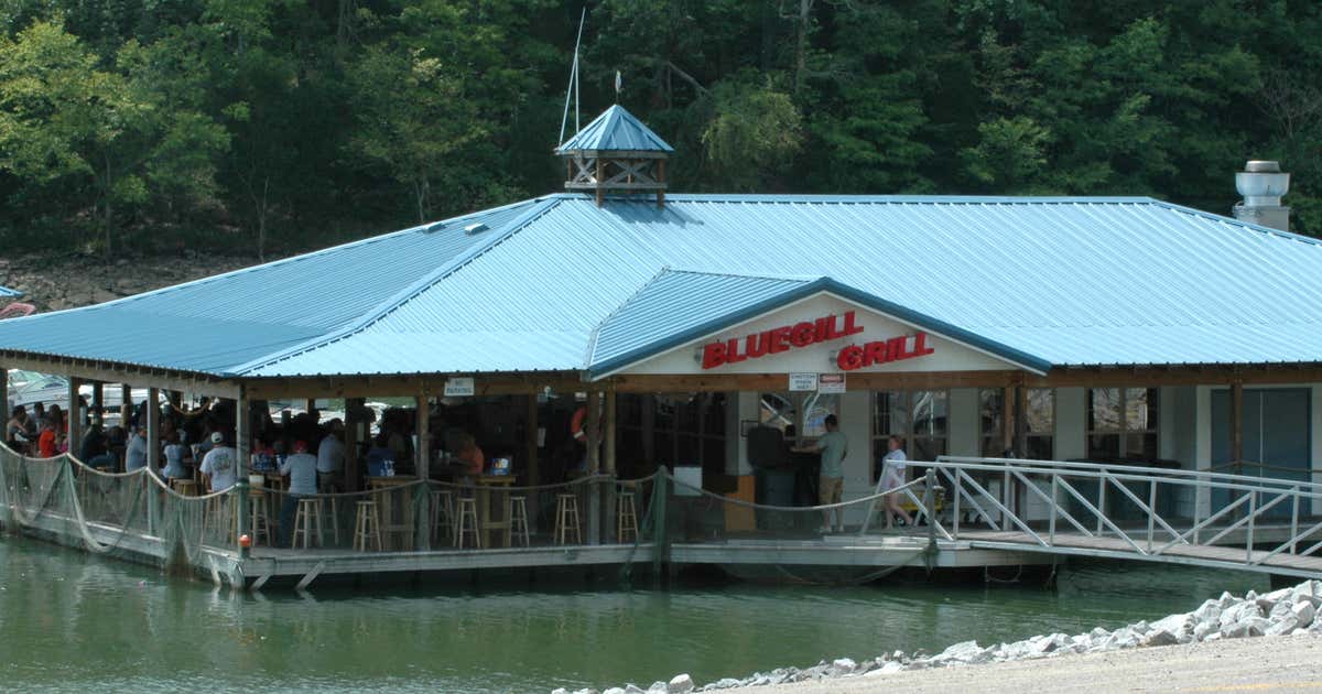 Bluegill Restaurant, Tullahoma Roadtrippers