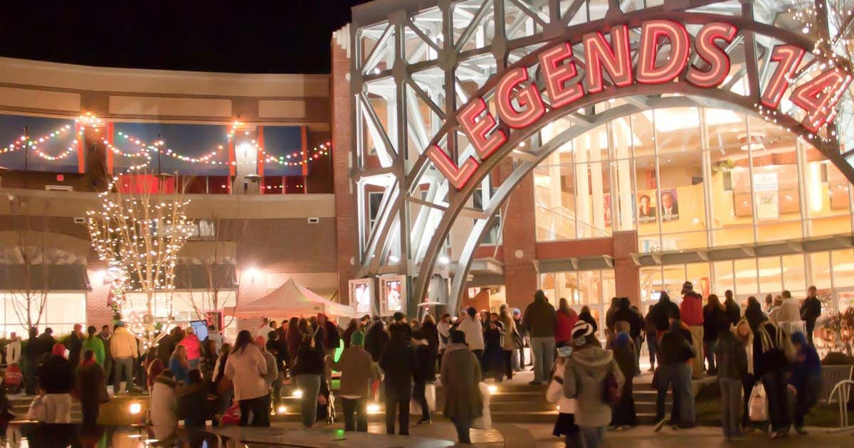 Legends Outlets Kansas City, Kansas City Roadtrippers