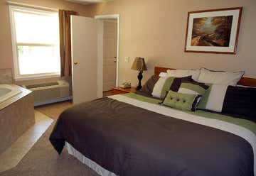 Photo of Terrace Bay Inn & Suites