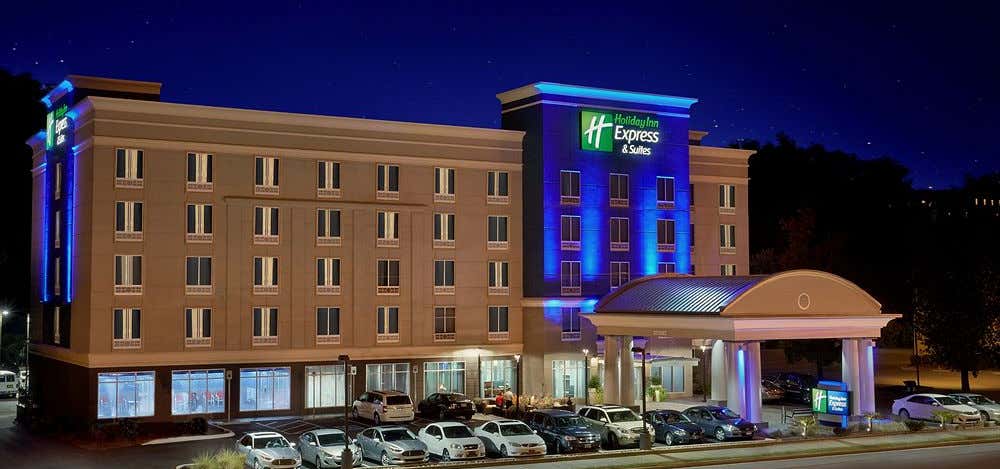 Photo of Holiday Inn Express & Suites Knoxville West - Papermill Dr,