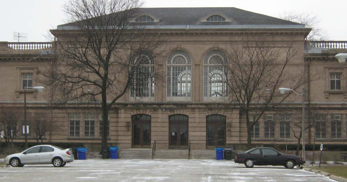 Calumet Park, Chicago Roadtrippers