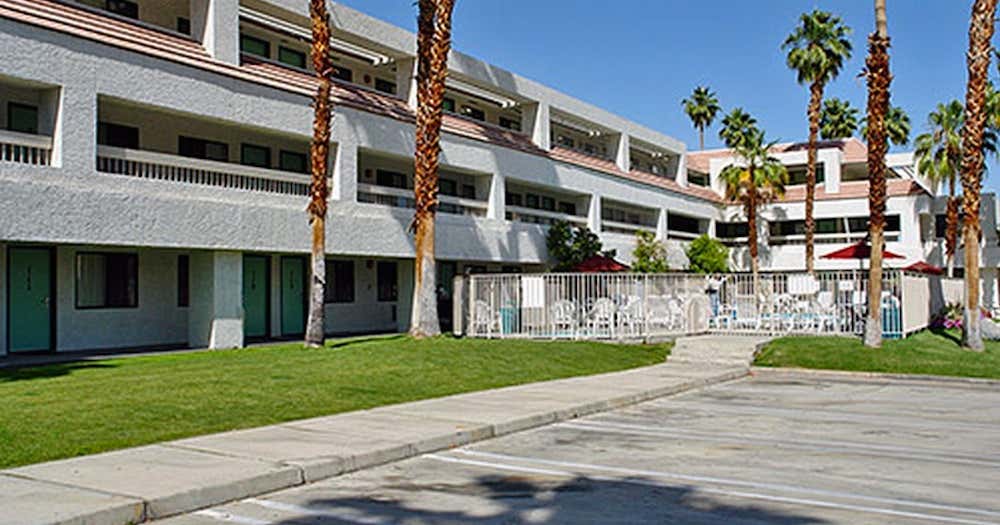Motel 6 Palm Springs Downtown, Palm Springs Roadtrippers