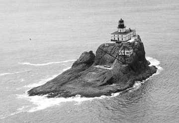 Photo of Tillamook Rock Lighthouse