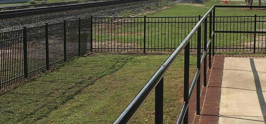 Photo of Locust Grove Train Viewing Platform