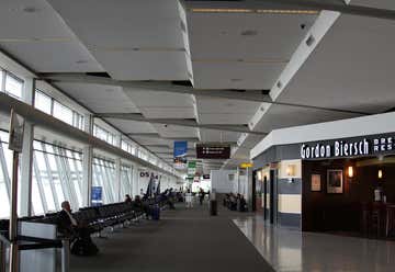 Photo of Cleveland Hopkins International Airport