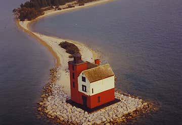 Photo of Round Island Lighthouse