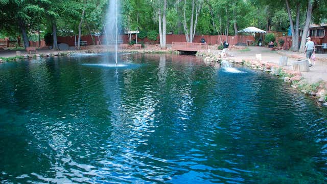 Sedona Rainbow Trout Farm Sedona Az Roadtrippers