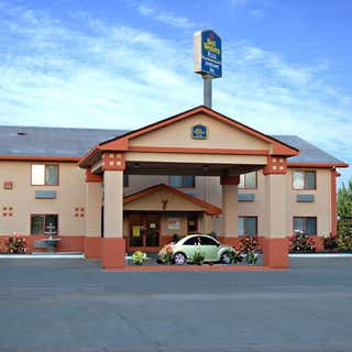 Best Western Antelope Inn & Suites