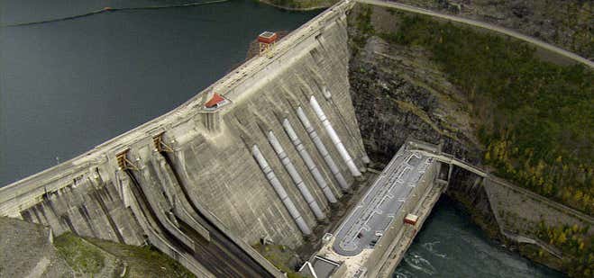 Photo of Revelstoke Dam