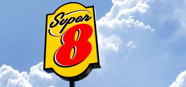 Photo of Super 8 by Wyndham Raton