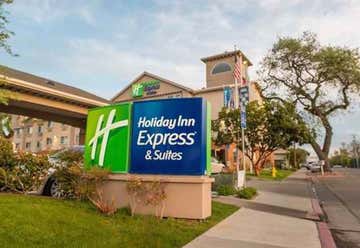 Photo of Holiday Inn Express Hotel & Suites - Paso Robles