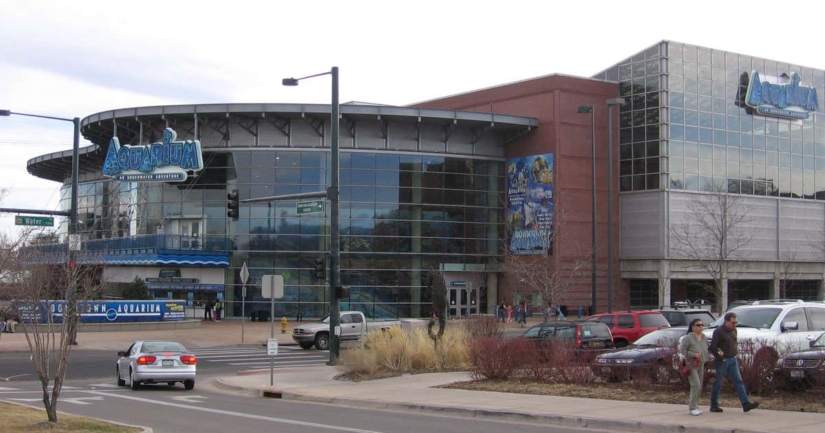Downtown Aquarium, Denver Roadtrippers