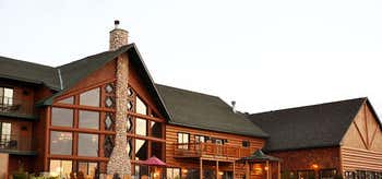 Photo of Stafford's Crooked River Lodge & Suites