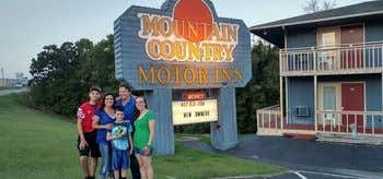 Photo of Mountain Country Inn