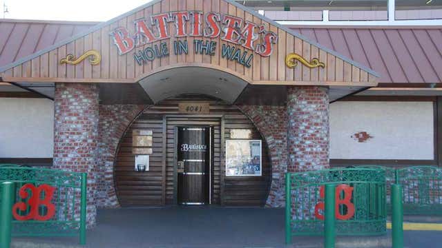 Batista S Hole In The Wall Las Vegas Nv Roadtrippers