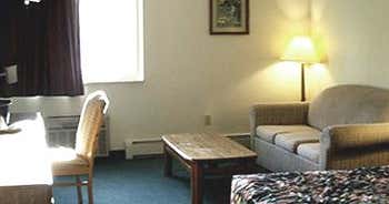 Brass Bell Inn And Suites, Chesaning Roadtrippers