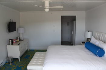 Rockside Inn Photo of Rocktide Inn | Roadtrippers