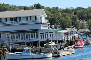 Rockside Inn Photo of Rocktide Inn | Roadtrippers