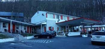 Photo of Colony House Motel