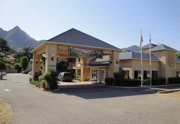 Photo of Comfort Inn & Suites Sequoia Kings Canyon - Three Rivers