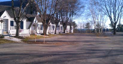 Landings Inn and Cottages, Old Orchard Beach Roadtrippers