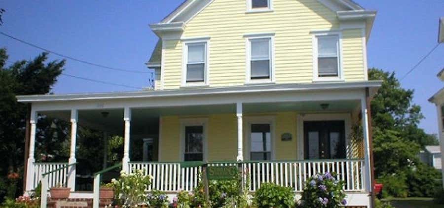 Photo of The Stirling House Waterfront Inn Greenport
