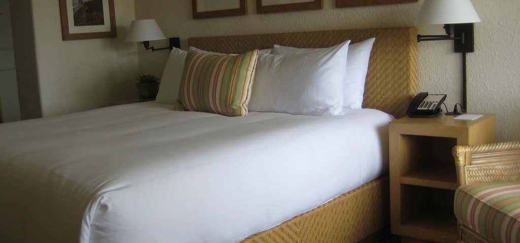 Photo of Guest House Inn & Suites