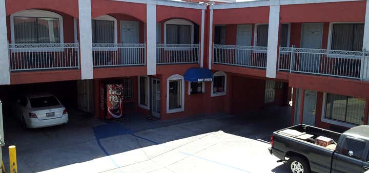 Photo of Royal Inn Motel