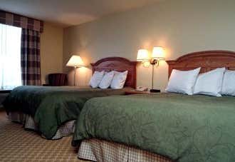 Photo of Country Inn Suites Birch Run
