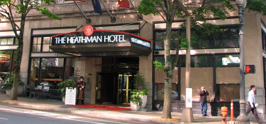 Photo of Heathman Hotel