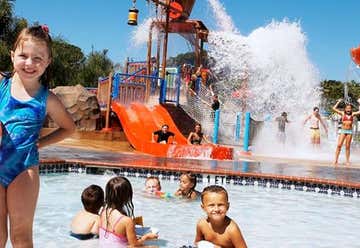 Photo of Howard Johnson Anaheim Hotel and Water Playground