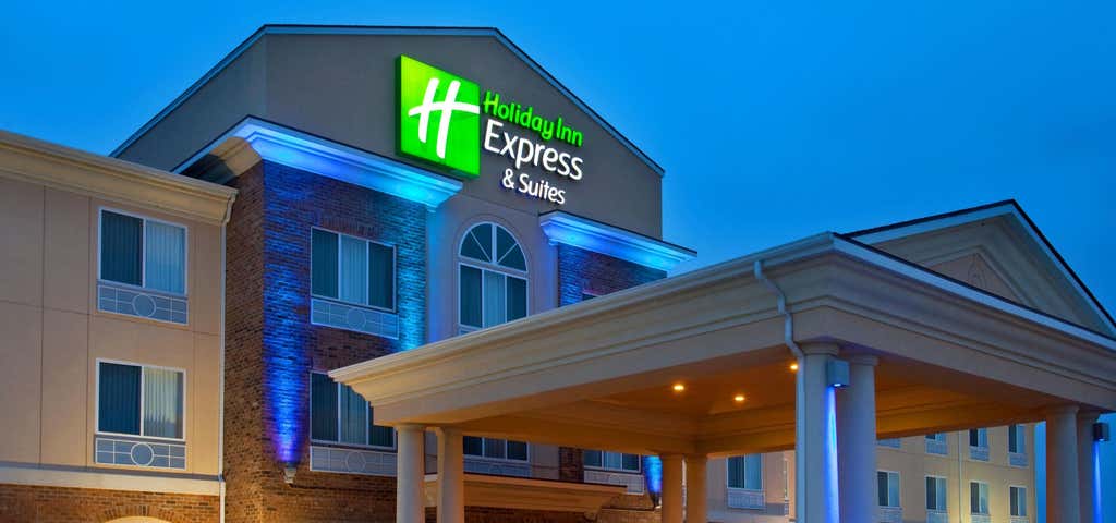 Photo of Holiday Inn Express & Suites Mattoon