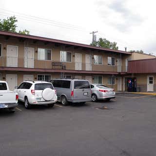 Rainbow motel 