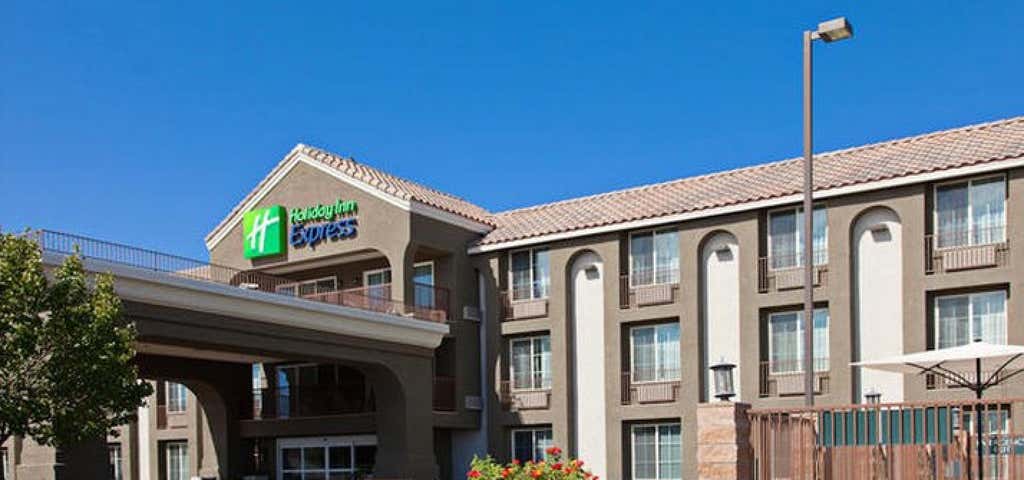 Photo of Holiday Inn Express Lancaster