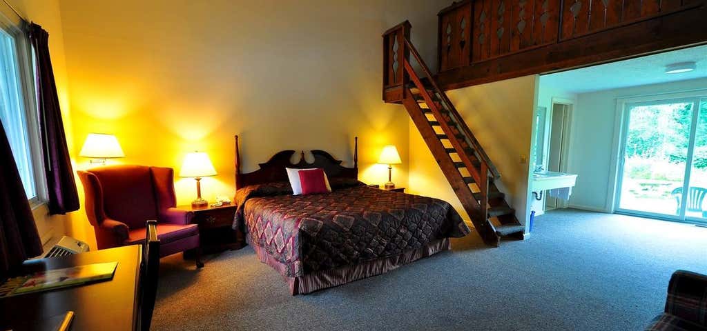 Photo of Sun & Ski Inn And Suites