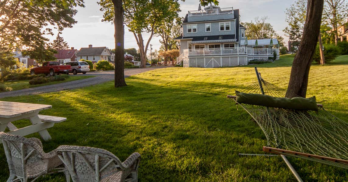 The Stonewall Jackson Inn B&B, Harrisonburg Roadtrippers