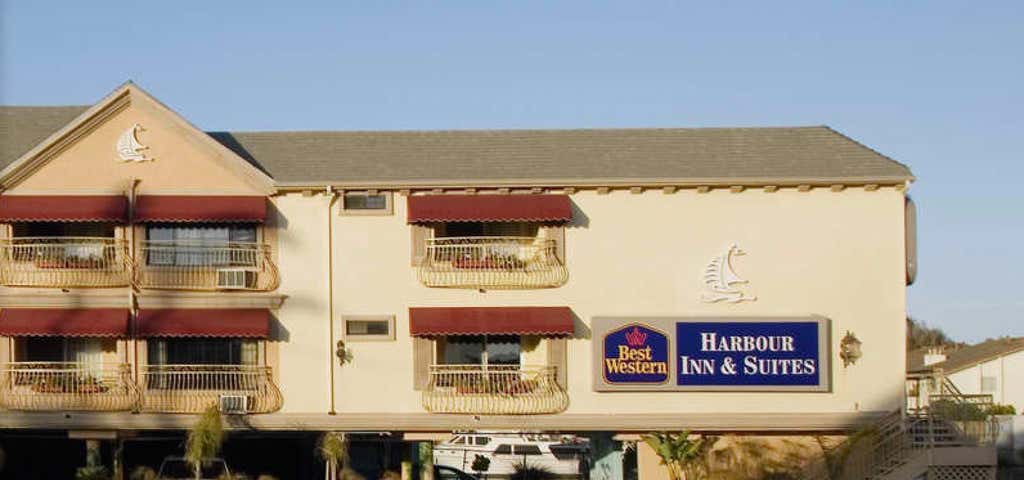 Photo of Best Western Harbour Inn Suites