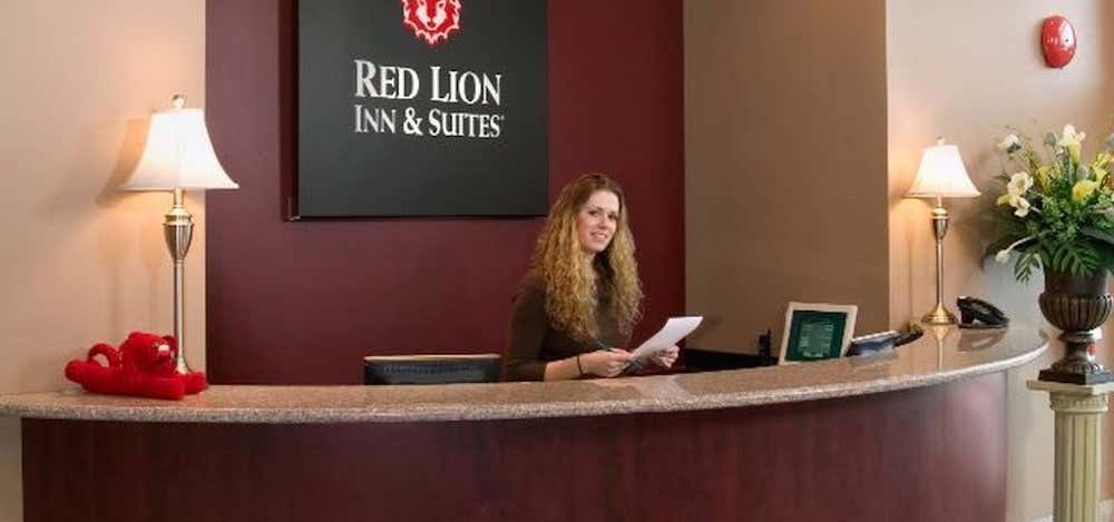 Photo of Red Lion Inn & Suites Victoria