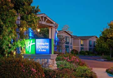Photo of Holiday Inn Express & Suites Carpinteria