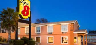 Photo of Super 8 by Wyndham Austin Downtown/Capitol Area