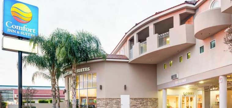 Photo of Comfort Inn & Suites Near Universal - N. Hollywood - Burbank