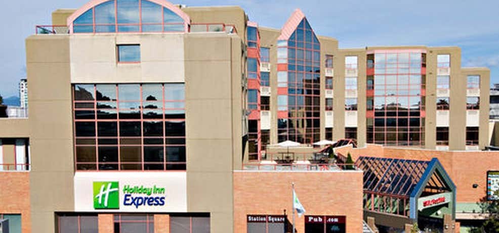 Photo of Holiday Inn Express Vancouver-Metrotown (Burnaby)