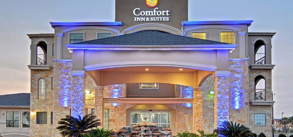 Photo of Comfort Inn & Suites Beachfront