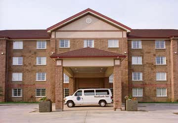 Photo of Woodlands Inn & Suites Fort Nelson