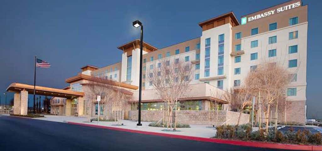 Photo of Embassy Suites by Hilton Palmdale