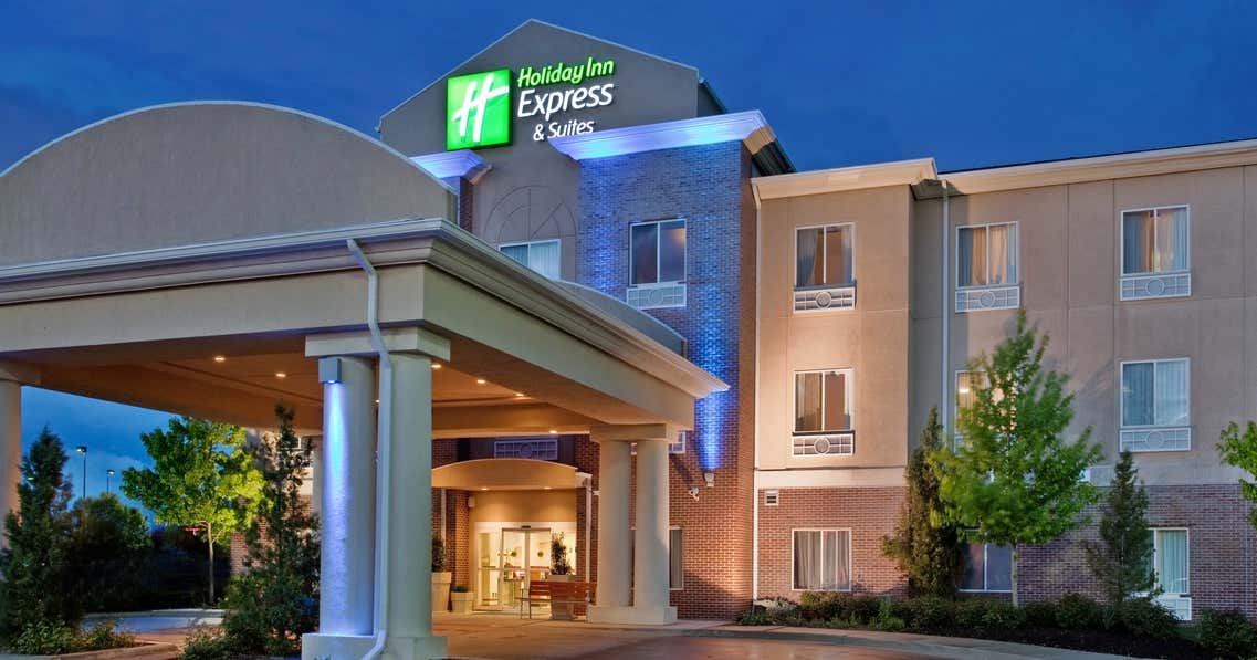 Holiday Inn Express And Suites Independence Kansas City An Ihg Hotel Independence Roadtrippers 8251