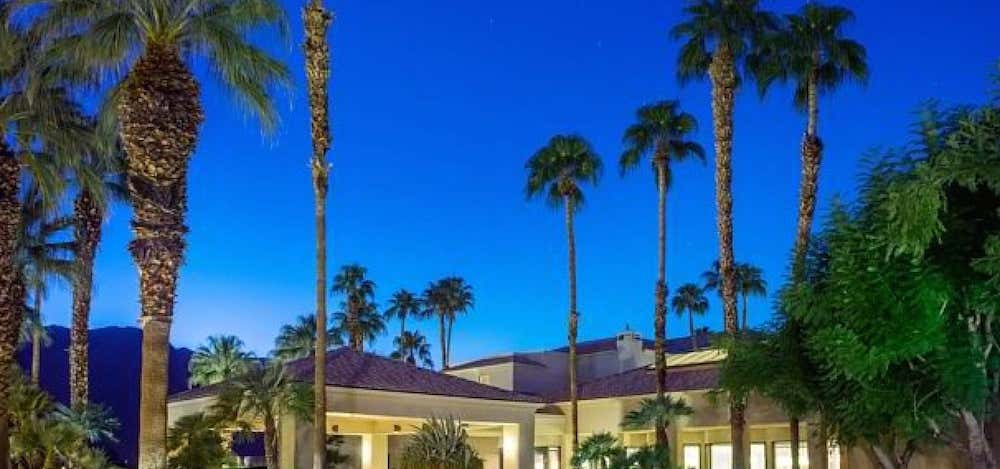 Photo of Courtyard by Marriott Palm Springs