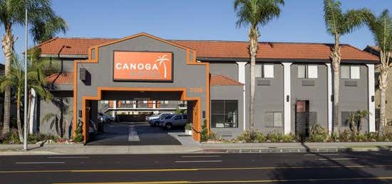 Photo of Canoga Hotel