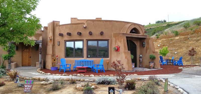 Photo of Wild Coyote Winery - Bed & Breakfast